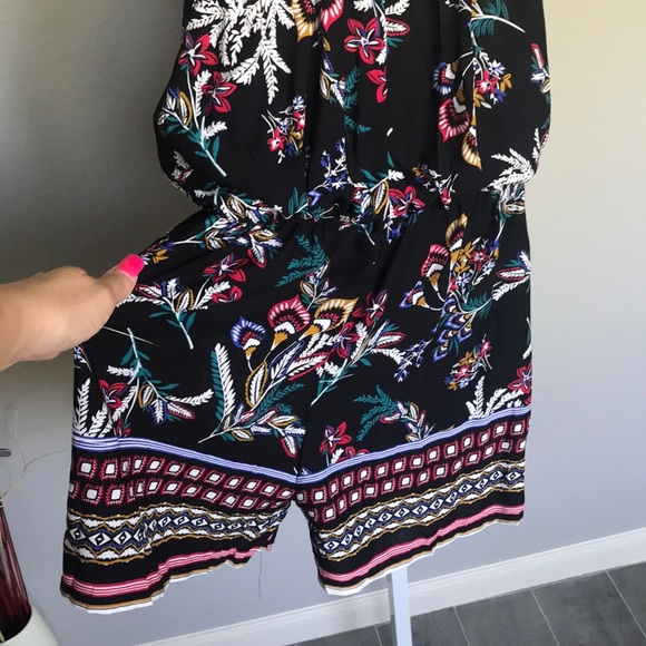 NWT one piece romper shorts - Picture 5 of 7